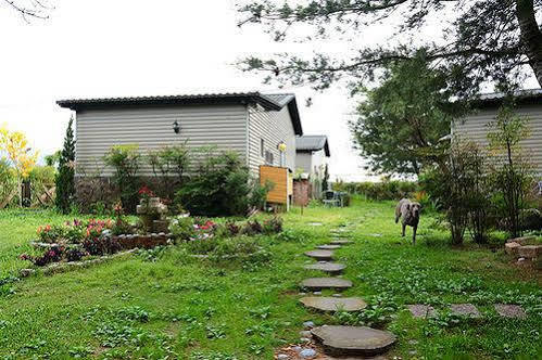 Emoh B&B Nantou Exterior photo